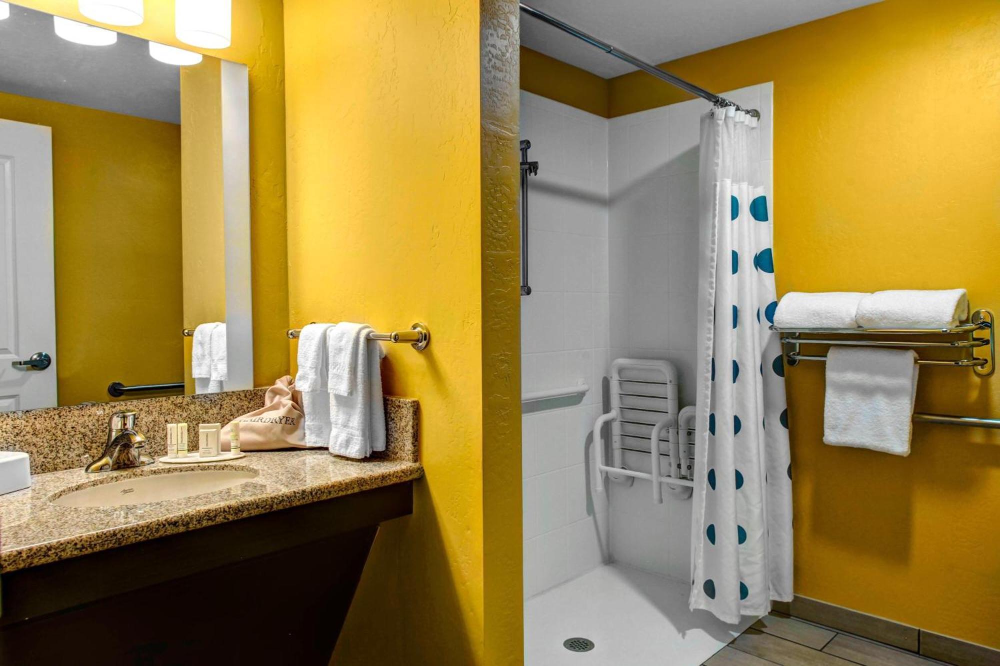 Towneplace Suites By Marriott Bakersfield West Buitenkant foto