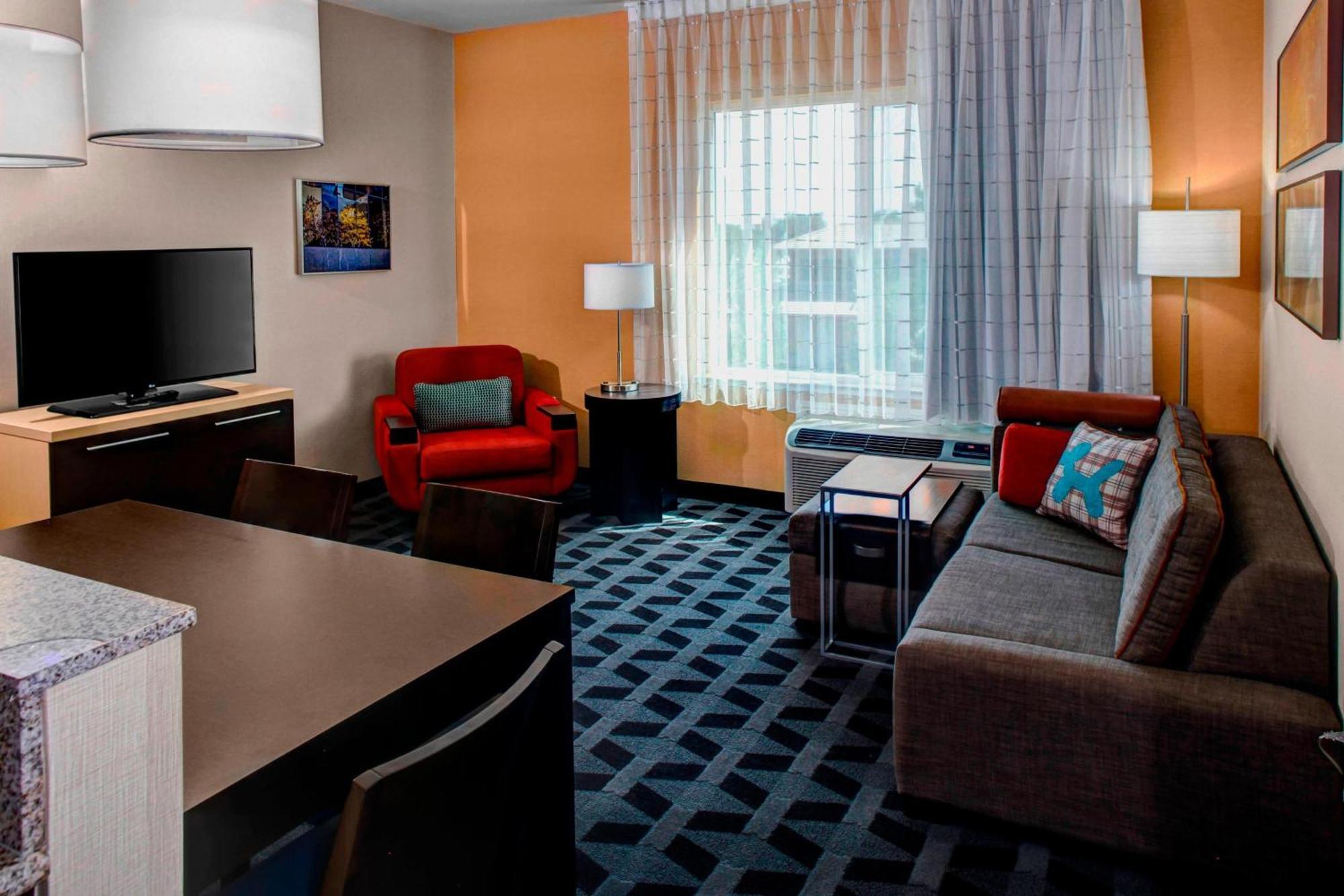 Towneplace Suites By Marriott Bakersfield West Buitenkant foto