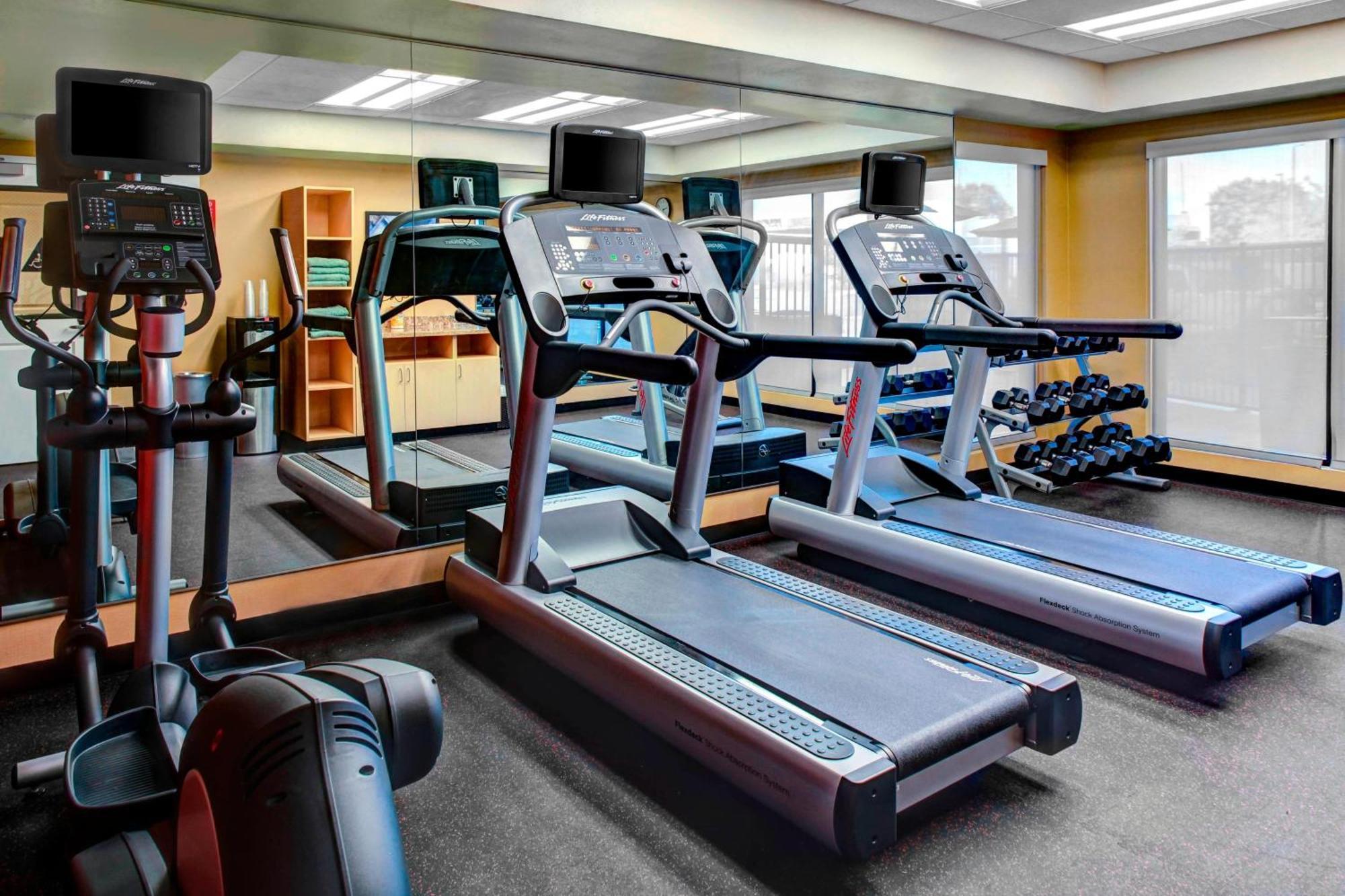 Towneplace Suites By Marriott Bakersfield West Buitenkant foto