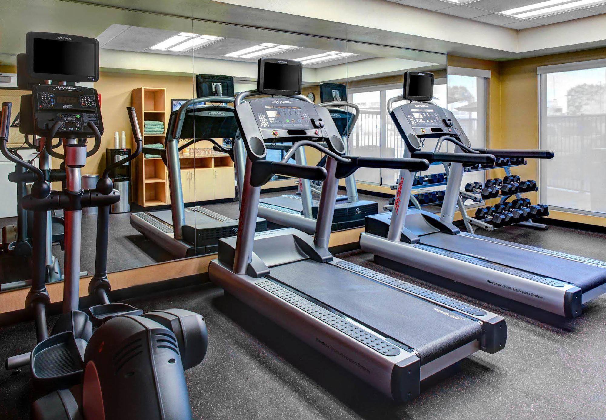 Towneplace Suites By Marriott Bakersfield West Buitenkant foto
